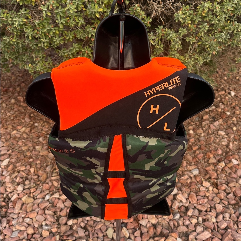 Hyperlite Orange and Black Life Vest - Picture 15 of 17